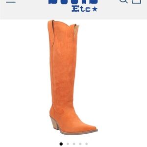 DINGO WOMEN'S 16" THUNDER ROAD ORANGE SUEDE SNIP TOE WESTERN BOOT